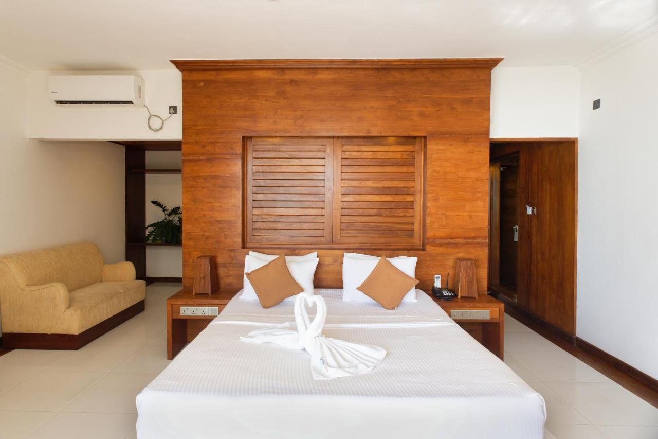 Watergate Resort Unawatuna Buitenkant foto